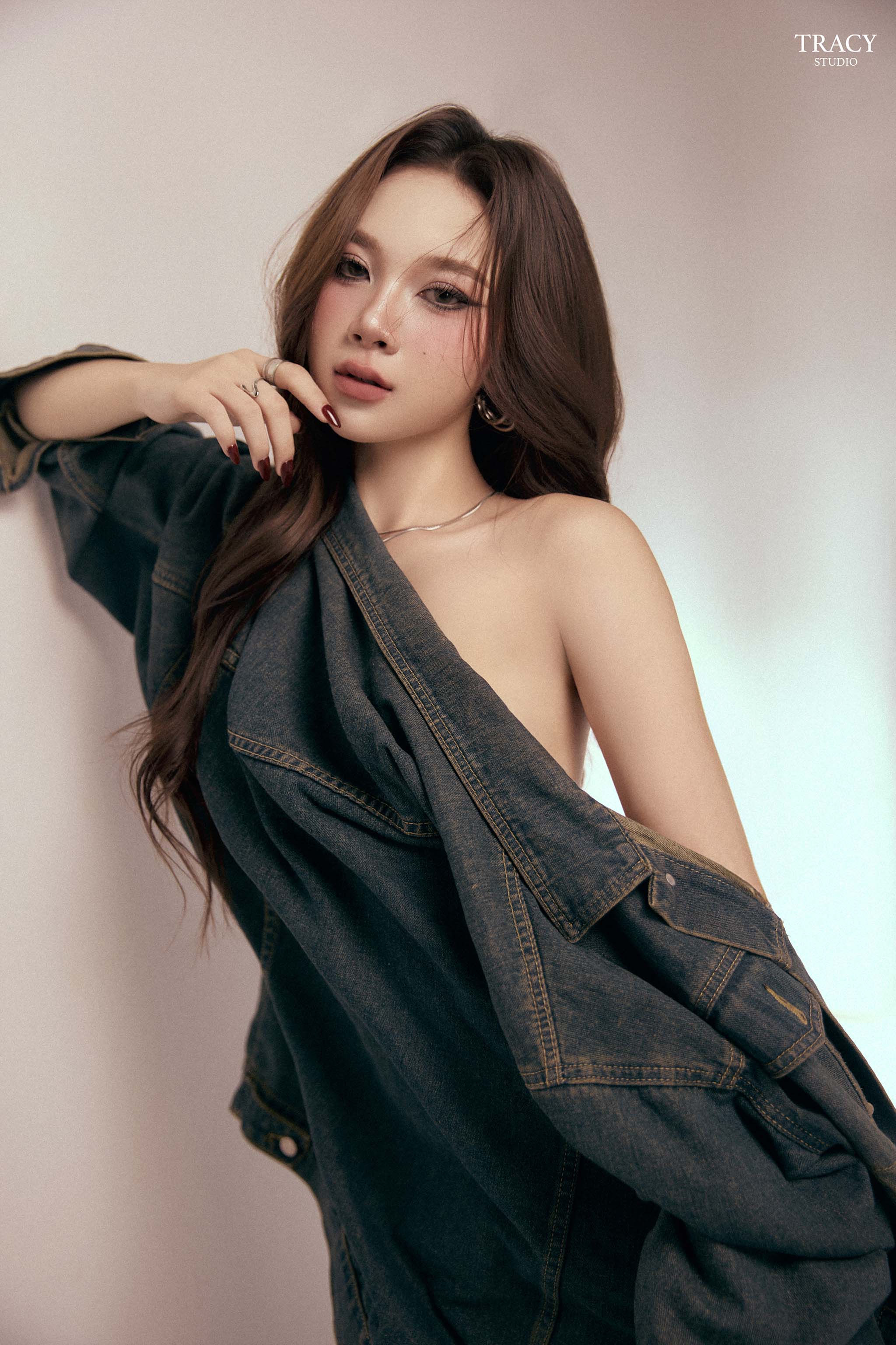 frontend/img/gallery/concept-sexy/tracy-studio-chup-concept-slay-mhb (2).jpg